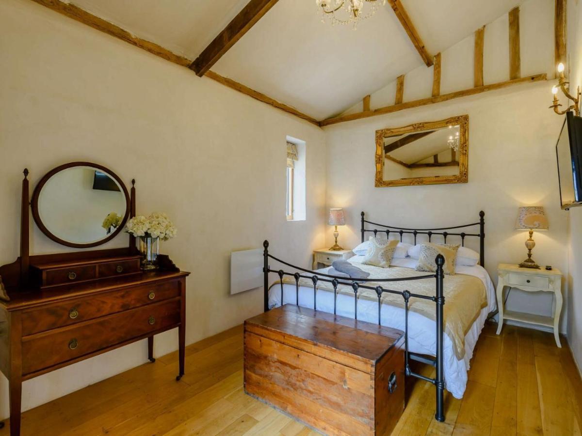 16Th Century Cartlodge With Private Hot Tub Diss Buitenkant foto